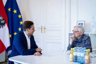 Am 18. Juni 2025 empfing Staatssekret&auml;r Alexander Pr&ouml;ll (l.) Bundeskanzler a.D. Wolfgang Sch&uuml;ssel (r.) zu einem Arbeitsgespr&auml;ch.