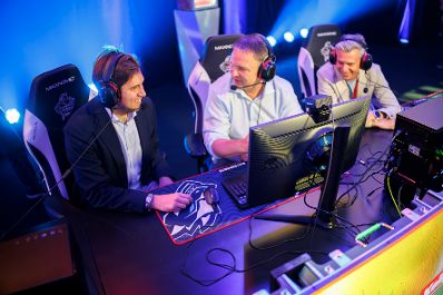 Am 5. Juli 2025 besuchte Staatssekret&auml;r Alexander Pr&ouml;ll das A1 ESport-Festival in Wien.