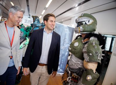 Am 5. Juli 2025 besuchte Staatssekret&auml;r Alexander Pr&ouml;ll das A1 ESport-Festival in Wien.