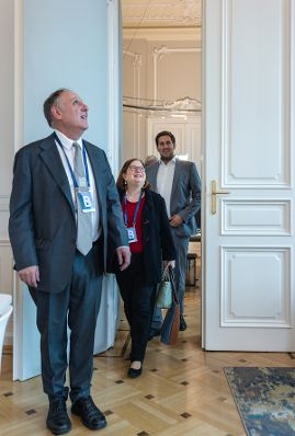 Am 10. Juli 2025 empfing Staatssekret&auml;r Alexander Pr&ouml;ll (r.) Vertreter und Vertreterinnen der Claims Konferenz zu einem Arbeitsgespr&auml;ch im Bundeskanzleramt.