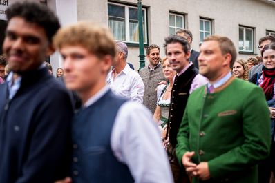 Am 21. August 2025 nahm Staatssekret&auml;r Alexander Pr&ouml;ll im Rahmen im Rahmen der ID-Austria Servicetour am Neustifter Kirtag teil.