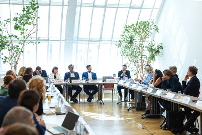 Am 19. September 2025 nahm Staatssekret&auml;r Alexander Pr&ouml;ll an der DKO Advisory Board Sitzung im Bundeskanzleramt teil.