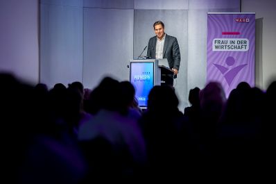 Am 23. September 2025 nahm Staatssekret&auml;r Alexander Pr&ouml;ll (m.) am WIENERIN Gr&uuml;nderinnentag 2025 in der Wirtschaftskammer &Ouml;sterreich teil.