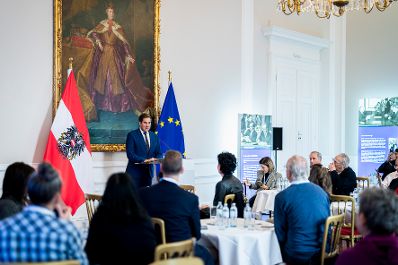 Am 21. Oktober 2025 lud Staatssekret&auml;r Alexander Pr&ouml;ll Auslands&ouml;sterreicherinnen und Auslands&ouml;sterreicher des Jewish Welcome Service ins Bundeskanzleramt.