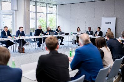 Am 30. Oktober 2025 nahm Staatssekret&auml;r Alexander Pr&ouml;ll am Roundtable der Wirtschaftskammer &Ouml;sterreich teil.