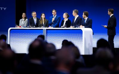 Am 17. November 2025 reiste Staatssekret&auml;r Alexander Pr&ouml;ll (4.v.l.) zu einem Arbeitsbesuch nach Berlin. Im Bild beim Gipfel zur Digitalen Souver&auml;nit&auml;t.