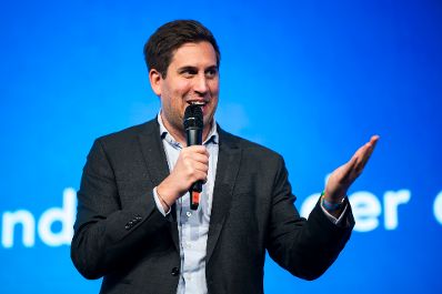 Am 20. November 2025 nahm Staatssekret&auml;r Alexander Pr&ouml;ll am Technology Impact Summit in Graz teil. Im Bild bei der Er&ouml;ffnung.