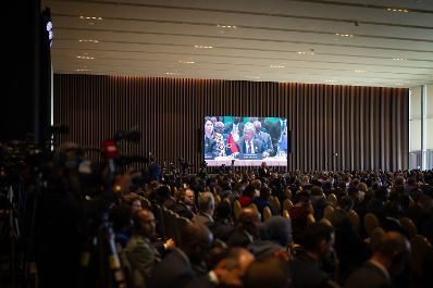 Am 24. November 2025 reiste Staatssekret&auml;r Alexander Pr&ouml;ll zu einem mehrt&auml;gigem Arbeitsbesuch nach Luanda. Im Bild beim AU-EU Businessforum 2025.