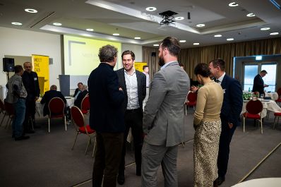 Am 5. Februar 2026 nahm Staatssekret&auml;r Alexander Pr&ouml;ll (m.) an &bdquo;Meet the Cab&ldquo; teil.