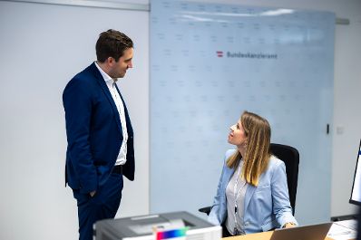 Am 10. Februar 2026 nahm Staatssekret&auml;r Alexander Pr&ouml;ll (l.) an der Er&ouml;ffnung der Digital Austria Servicestelle teil.