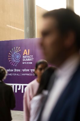 Am 19. Februar 2026 setzte Staatssekret&auml;r Alexander Pr&ouml;ll seinen mehrt&auml;gigen Arbeitsbesuch in Indien fort. Im Bild beim der Er&ouml;ffnung des Summit.