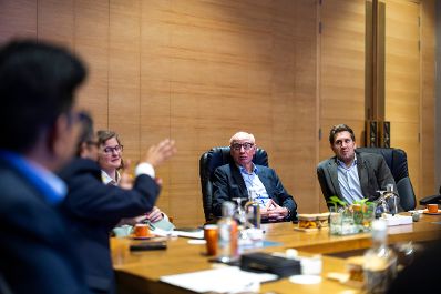 Am 20. Februar 2026 setzte Staatssekret&auml;r Alexander Pr&ouml;ll seinen mehrt&auml;gigen Arbeitsbesuch in Indien fort. Im Bild beim Besuch des BIAL Innovation Hub.