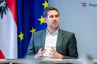 Am 10. M&auml;rz 2026 gab Staatssekret&auml;r Alexander Pr&ouml;ll (im Bild) ein Hintergrundgespr&auml;ch zum Thema K&uuml;nstliche Intelligenz in der Verwaltung.