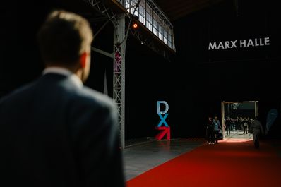 Am 11. M&auml;rz 2026 nahm Staatssekret&auml;r Alexander Pr&ouml;ll (l.) im Rahmen der Digital X Wien 2026 Messe an einer Podiumsdiskussion teil.