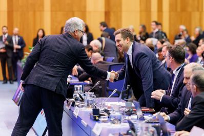 Am 16. M&auml;rz 2026 nahm Staatssekret&auml;r Alexander Pr&ouml;ll (3.v.r.) am Global Fraud Summit 2026 im Vienna International Center teil.