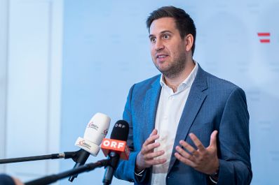Am 17. M&auml;rz 2026 gab Staatssekret&auml;r Alexander Pr&ouml;ll (im Bild) ein Pressegespr&auml;ch zum Thema &bdquo;ID Austria Wirtschaftsjahr&ldquo;.