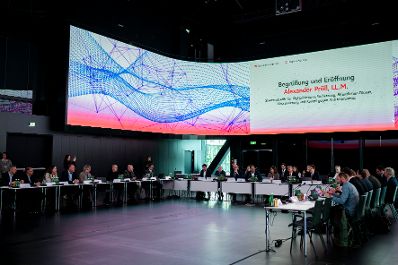 Am 18. M&auml;rz 2026 nahm Staatssekret&auml;r Alexander Pr&ouml;ll an der KI-Konklave im Haus der Digitalisierung teil.