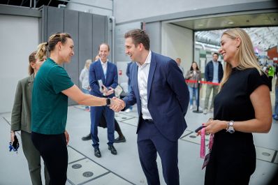 Am 9. April 2026 besuchte Staatssekret&auml;r Alexander Pr&ouml;ll (im Bild) im Rahmen seines Bundesl&auml;ndertages in Ober&ouml;sterreich das Upper Austria Ladies Linz.
