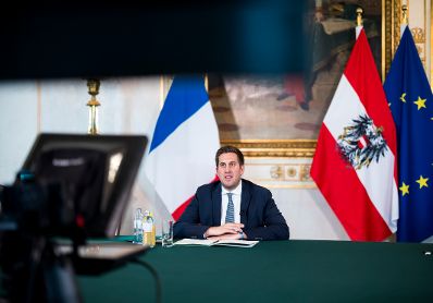 Am 16. April 2026 nahm Staatssekret&auml;r Alexander Pr&ouml;ll (im Bild) an der EU-Konferenz zum Jugendschutz in sozialen Medien teil.