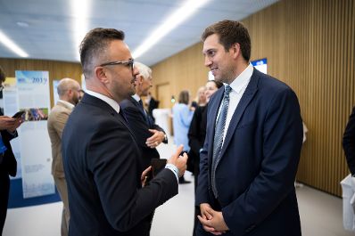 Am 19. Mai 2026 nahm Staatssekret&auml;r Alexander Pr&ouml;ll (r.) am Europa-Forum Wachau teil. Im Bild mit dem rum&auml;nischen Staatssekret&auml;r Iulian Cosmin Margeloiu (l.).