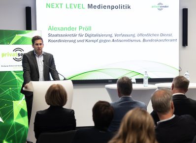 Am 28. Mai 2026 nahm Staatssekret&auml;r Alexander Pr&ouml;ll (im Bild) am V&Ouml;P-Forum &bdquo;Next Level Medienpolitik&ldquo; teil.
