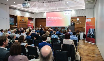 Am 28. Mai 2026 nahm Staatssekret&auml;r Alexander Pr&ouml;ll im Rahmen seines Bundesl&auml;ndertages an der Hauptversammlung des &Ouml;sterreichischen Apothekerverbandes zum Thema &bdquo;Digitalisierungsinitiativen der Bundesregierung&ldquo;, in Salzburg teil.