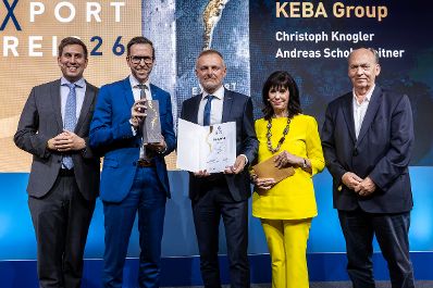 Am 28. Mai 2026 nahm Staatssekret&auml;r Alexander Pr&ouml;ll (l.) an der Verleihung des Exportpreises 2026 teil.