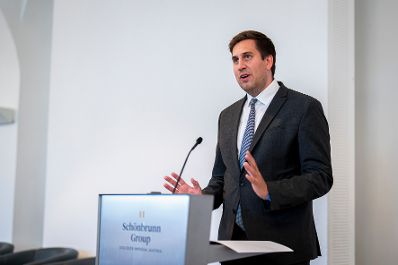 Am 18. Juni 2026 hielt Staatssekret&auml;r Alexander Pr&ouml;ll (im Bild) eine Keynote bei einem Event der RBI.