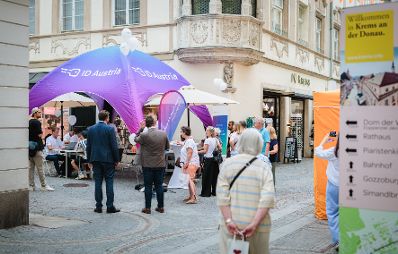 Am 14. Juli 2026 nahm Staatssekret&auml;r Alexander Pr&ouml;ll an der ID Austria Servicetour 2026 in Krems teil.
