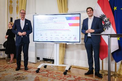 Am 14. Juli 2026 gab Staatssekret&auml;r Alexander Pr&ouml;ll (r.) eine Pressekonferenz anl&auml;sslich der Unterzeichnung des Pakts f&uuml;r Digitale Kompetenzen.