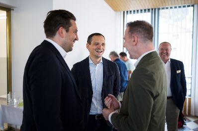 Am 31. Juli 2026 nahm Staatssekret&auml;r Alexander Pr&ouml;ll (l.) am ID Austria Unternehmertag 2026 in Feldkirch teil.