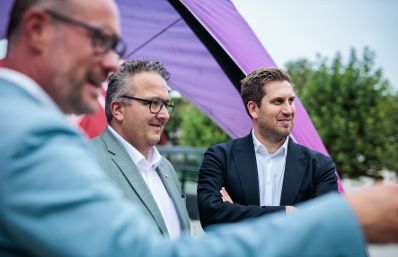 Am 27. August 2026 nahm Staatssekret&auml;r Alexander Pr&ouml;ll (r.) an der ID Austria Servicetour 2026 in Schwaz teil.