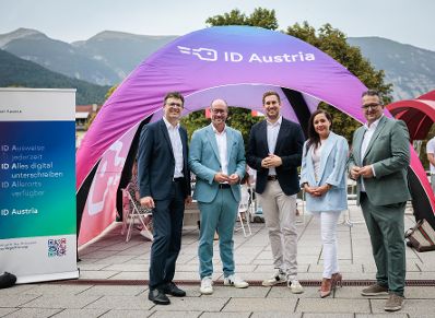 Am 27. August 2026 nahm Staatssekret&auml;r Alexander Pr&ouml;ll (m.) an der ID Austria Servicetour 2026 in Schwaz teil.