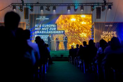 Am 17. September 2026 nahm Staatssekret&auml;r Alexander Pr&ouml;ll an der 4GAMECHANGERS-Diskussion zum Thema &bdquo;Weltgef&uuml;ge, KI &amp; Europa&rdquo; teil.