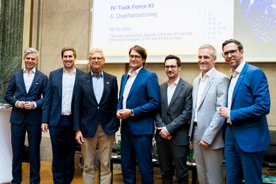 Am 8. Oktober 2026 hielt Staatssekret&auml;r Alexander Pr&ouml;ll (2.v.l.) eine Keynote bei der Taskforce KI in der Industriellenvereinigung.