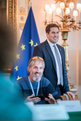 Am 26. Oktober 2026 lud Staatssekret&auml;r Alexander Pr&ouml;ll (im Bild) anl&auml;sslich des Nationalfeiertags Besucherinnen und Besucher zum Tag der offenen T&uuml;r ins Bundeskanzleramt.
