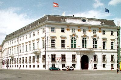 &Ouml;sterreichisches Bundeskanzleramt am Ballhausplatz in Wien.