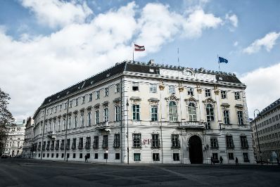 &Ouml;sterreichisches Bundeskanzleramt am Ballhausplatz in Wien.
