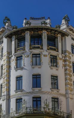 Die Wienzeilenh&auml;user von Otto Wagner. Schlagworte: Otto Wagner, Wienzeilenhaus, Wienzeilenh&auml;user, Architektur