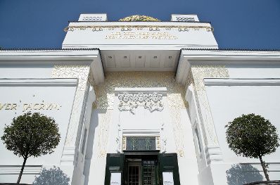 Das Ausstellungsgeb&auml;ude der Wiener Secession. Schlagworte: Architektur, Denkmal, Geb&auml;ude, Sehensw&uuml;rdigkeit, Stadtlandschaft