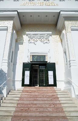 Das Ausstellungsgeb&auml;ude der Wiener Secession. Schlagworte: Architektur, Denkmal, Geb&auml;ude, Sehensw&uuml;rdigkeit, Stadtlandschaft