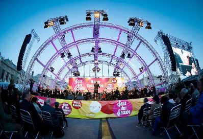 Das Fest der Freude am Heldenplatz. Schlagw&ouml;rter: Konzert, Heldenplatz, Fest der Freude, Musik, Orchester, Kunst, Kultur, Wiener Symphoniker, Rat f&uuml;r Bildung, Jugend, Kultur, Sport, EYC