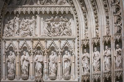 Kirche, Sakralbauten, Wien, Kultur, Kirchenstatuen