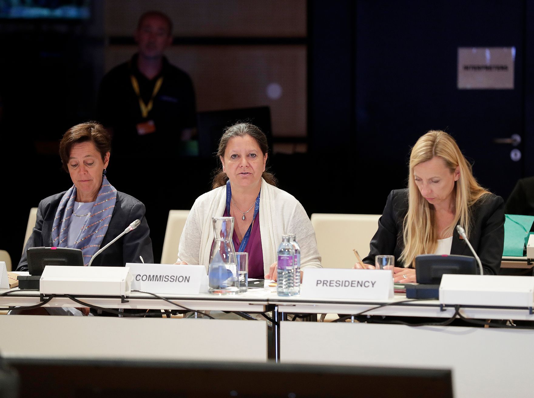 Am 23. Juli 2018 nahm Bundesministerin Juliane Bogner-Strauß (r.) im Rahmen des österreichischen Ratsvorsitzes an der Sitzung der High Level Group on Gender Mainstreaming teil.