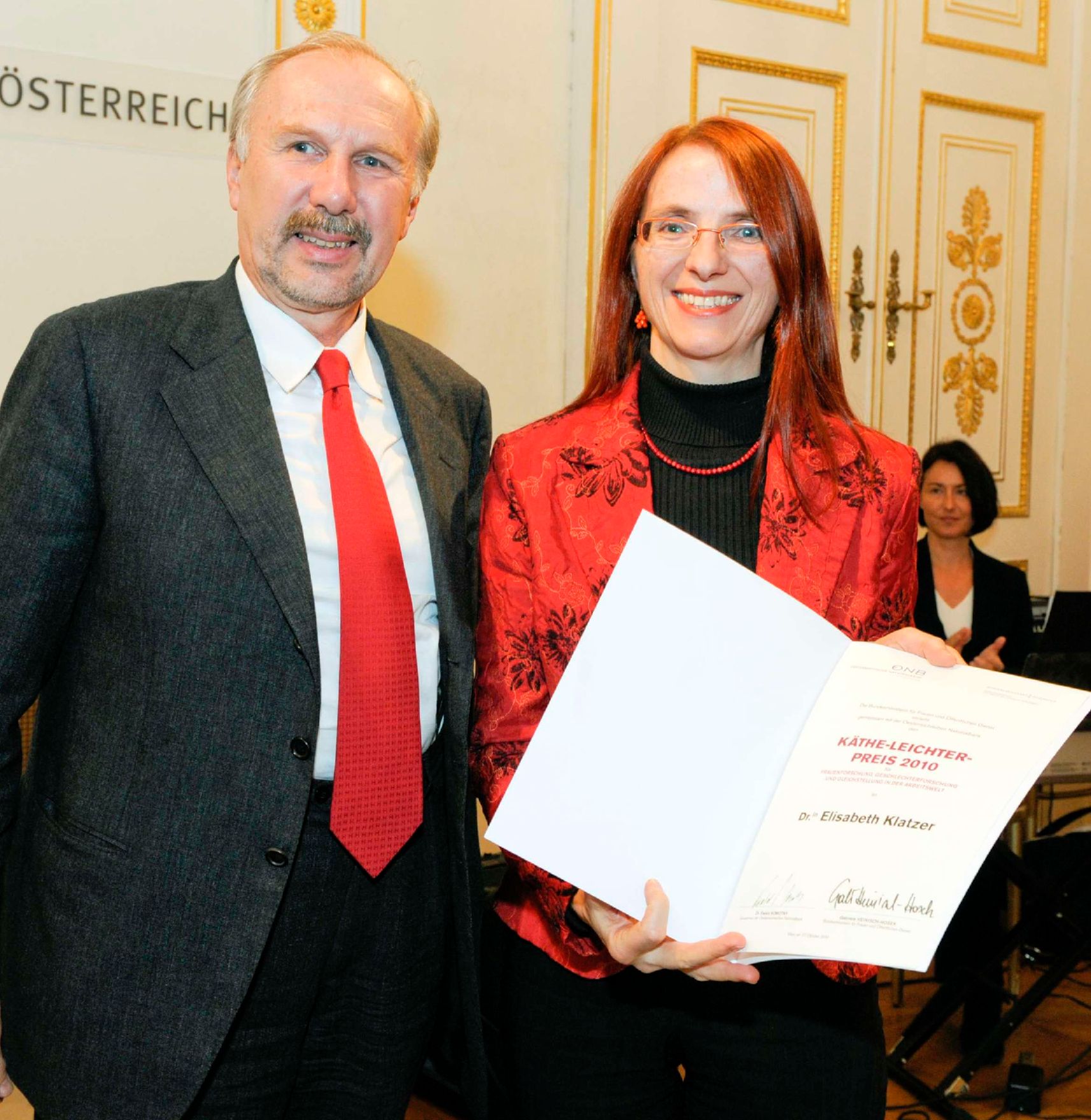 Am 27. Oktober 2010 lud Frauenministerin Gabriele Heinisch-Hosek zur Käthe-Leichter-Preisverleihung 2010 ins Bundeskanzleramt in Wien.