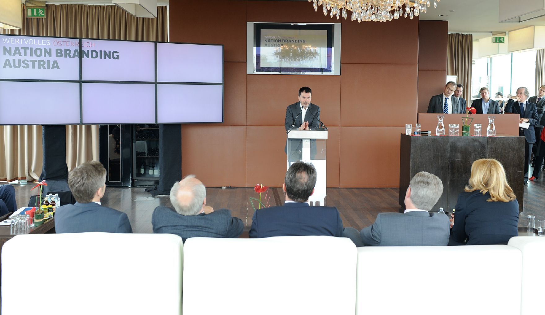 Am 11. Juni 2012 nahm Staatssekretär Josef Ostermayer an der Veranstaltung "Wertvolles Österreich - Nation Branding Austria" teil. Im Bild Experte Simon Anholt.