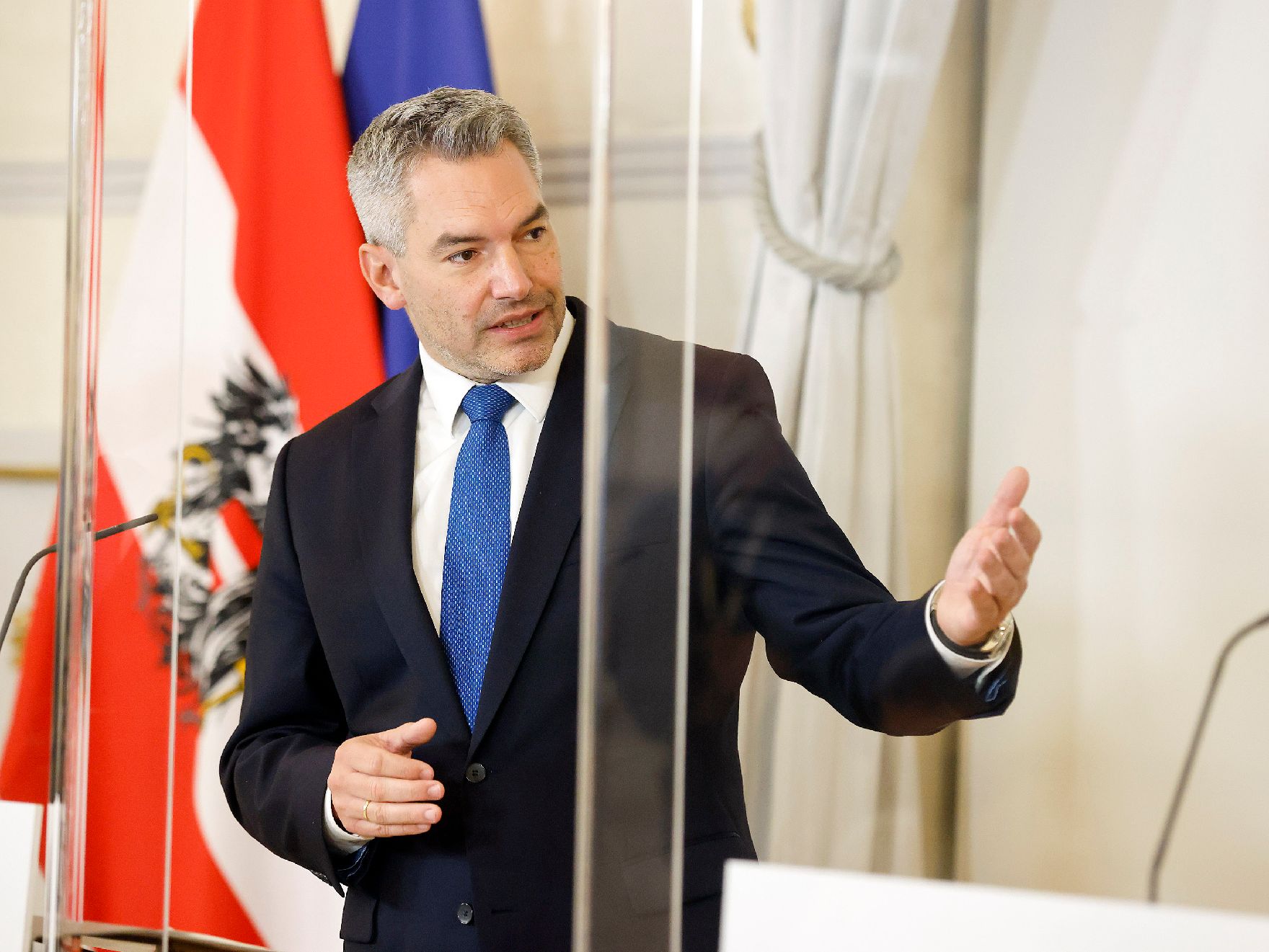 Im Bild Bundeskanzler Karl Nehammer beim Pressefoyer nach dem Ministerrat am 15. Dezember 2021.