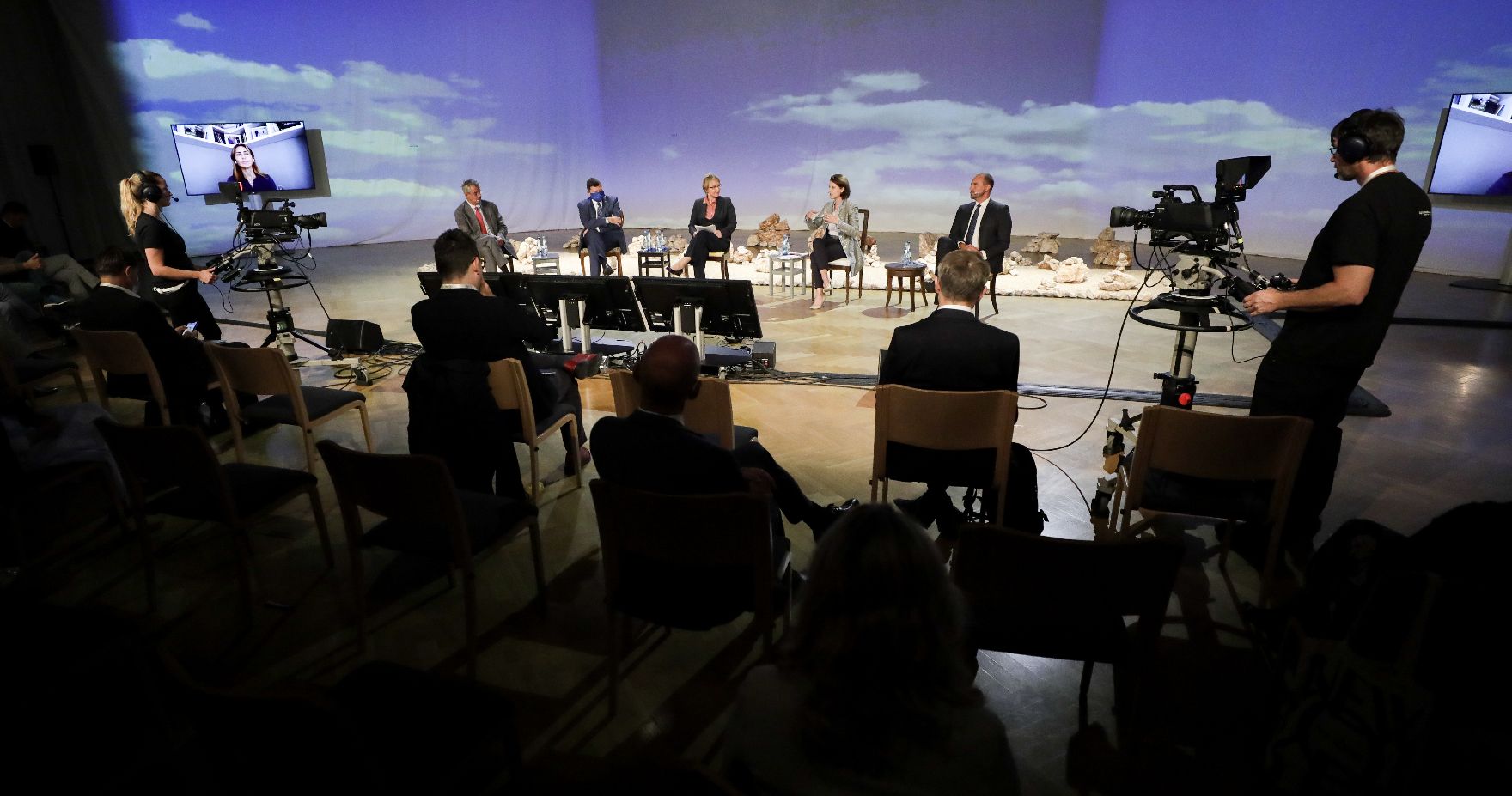 Am 31. August 2020 nahm Bundesministerin Karoline Edtstadler am Forum Alpbach teil. Im Bild beim Panel: „EU Enlargement – Quo Vadis?““.