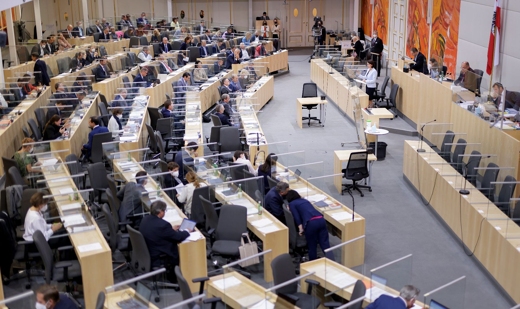 Am 2. September 2021 sprach Bundesministerin Karoline Edtstadler in der Aktuellen Stunde bei der Nationalratssitzung im Parlament.