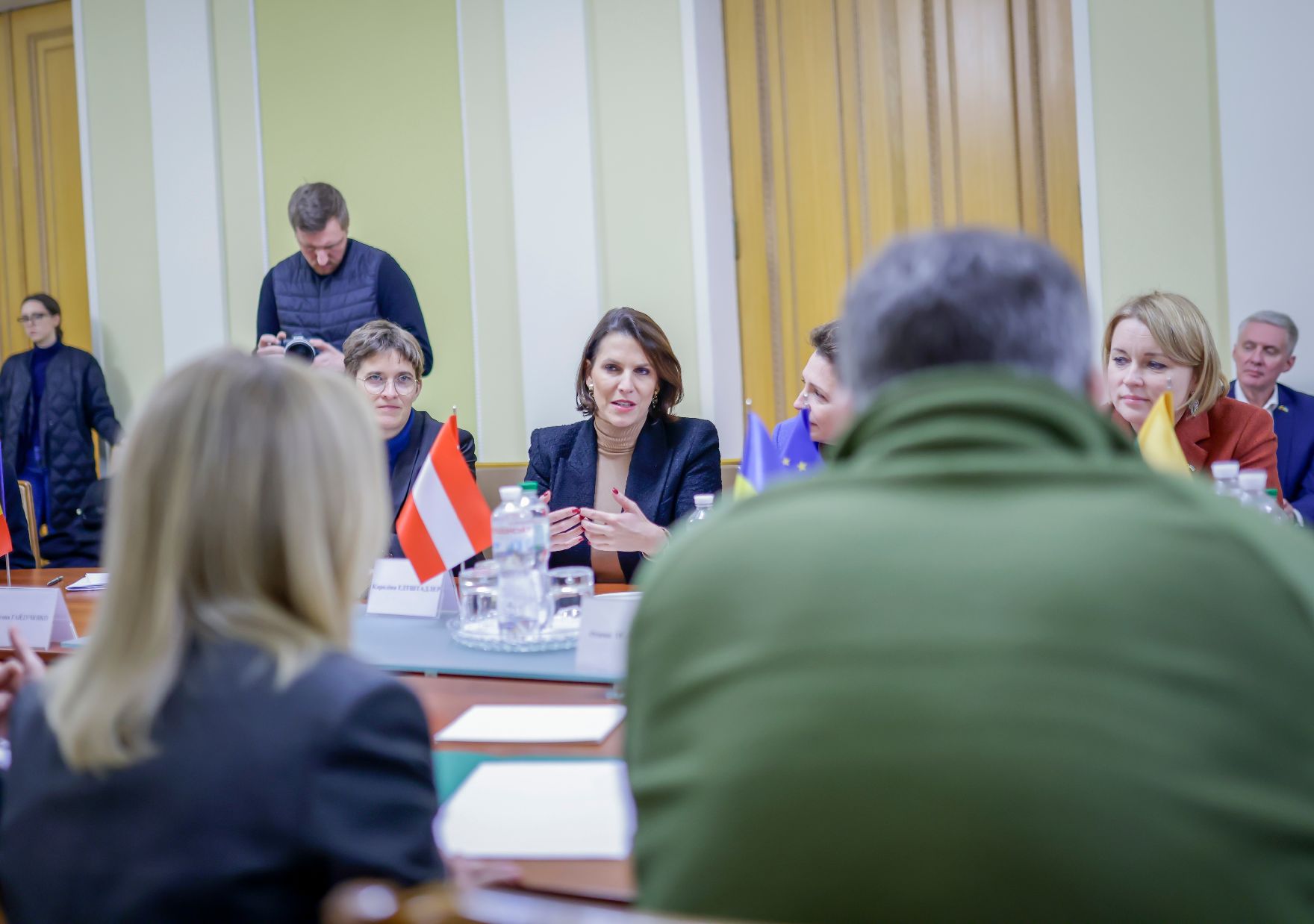 Am 23. November 2022 reiste Bundesministerin Karoline Edtstadler zu einem mehrtägigen Arbeitsbesuch nach Kiew.